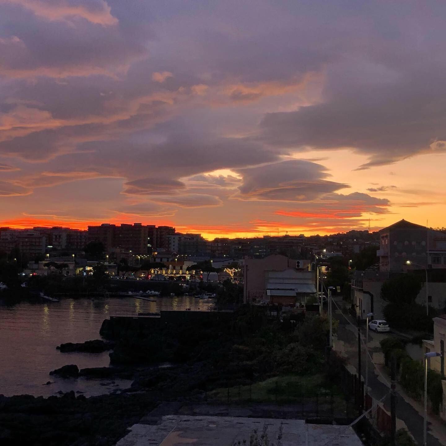 Idream Apartment & Rooms Catania Ngoại thất bức ảnh